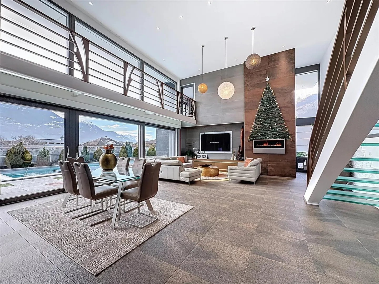 Villa for sale - Photo 2 of 13