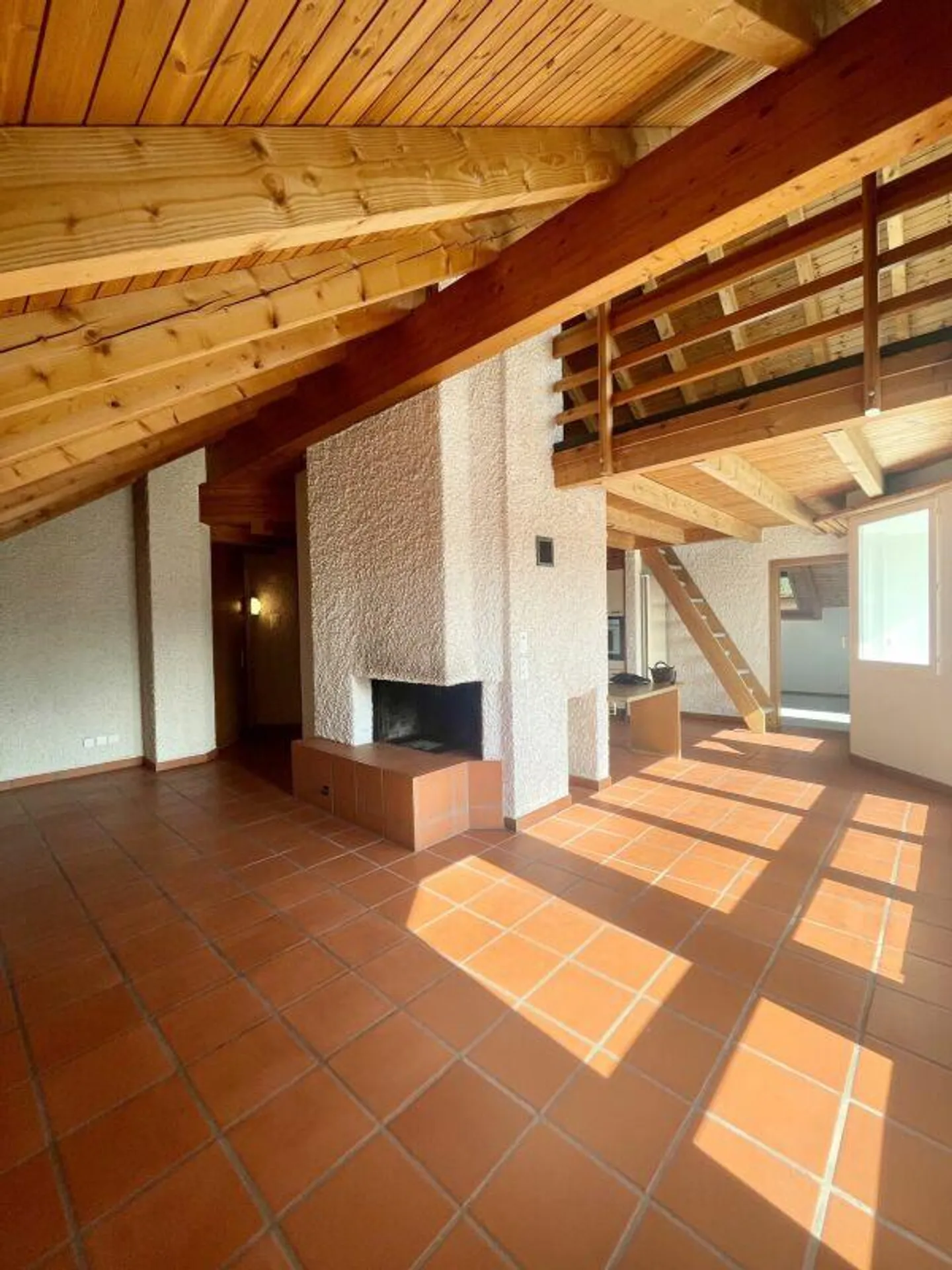 Appartement en duplex de 5 pièces avec vue sur l'Alpstein - Photo 3 sur 10