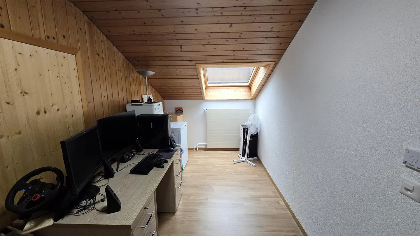 3.5 Room Apartment for Rent - Photo 3 of 6