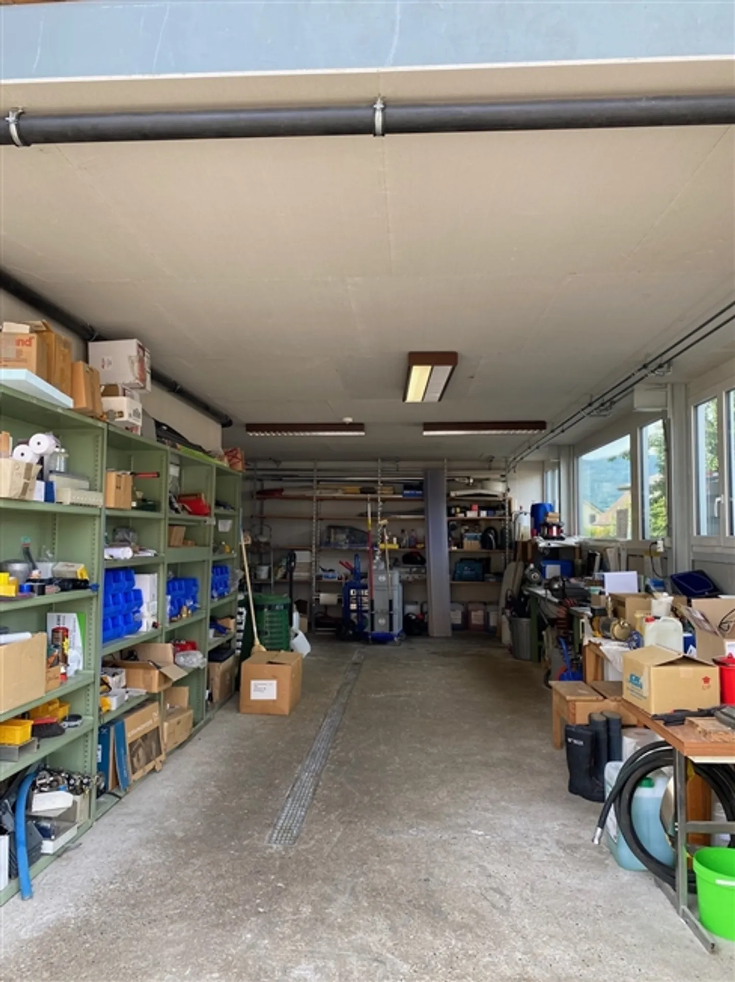 À VENDRE !! Immeuble à usage mixte, appartement, bureaux et atelier. - Photo 5 sur 7