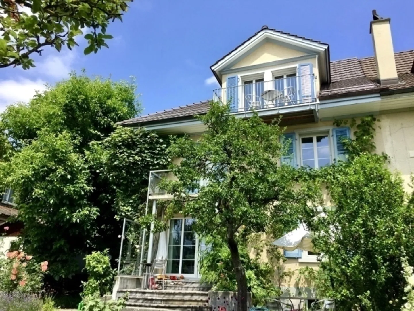 «2 ZIMMER-DACHWOHNUNG IN BERN - GÜMLIGEN, MÖBLIERT, TEMPORÄR» - Foto 7 von 10