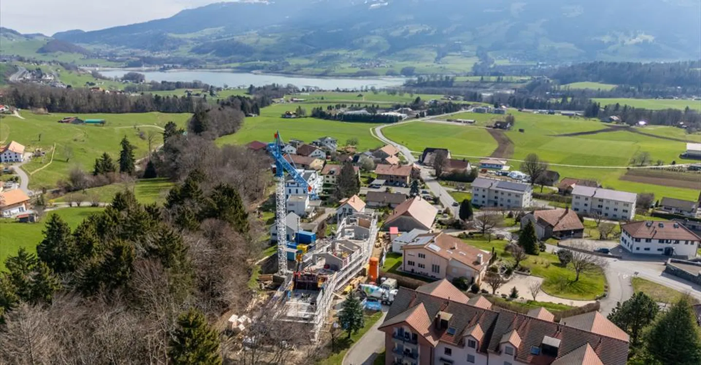 Geräumige 5,5-Zimmer-Wohnung im Erdgeschoss in Sorens - Foto 4 von 11
