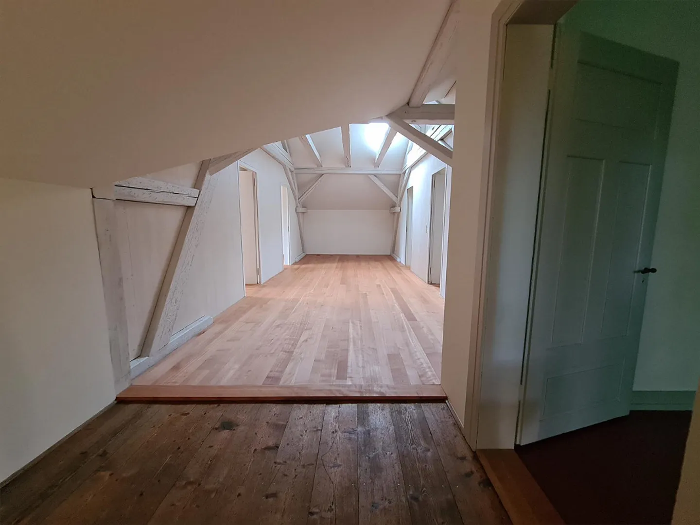 Charmante Familienwohnung in historischem Wohnhaus - Photo 8 of 10