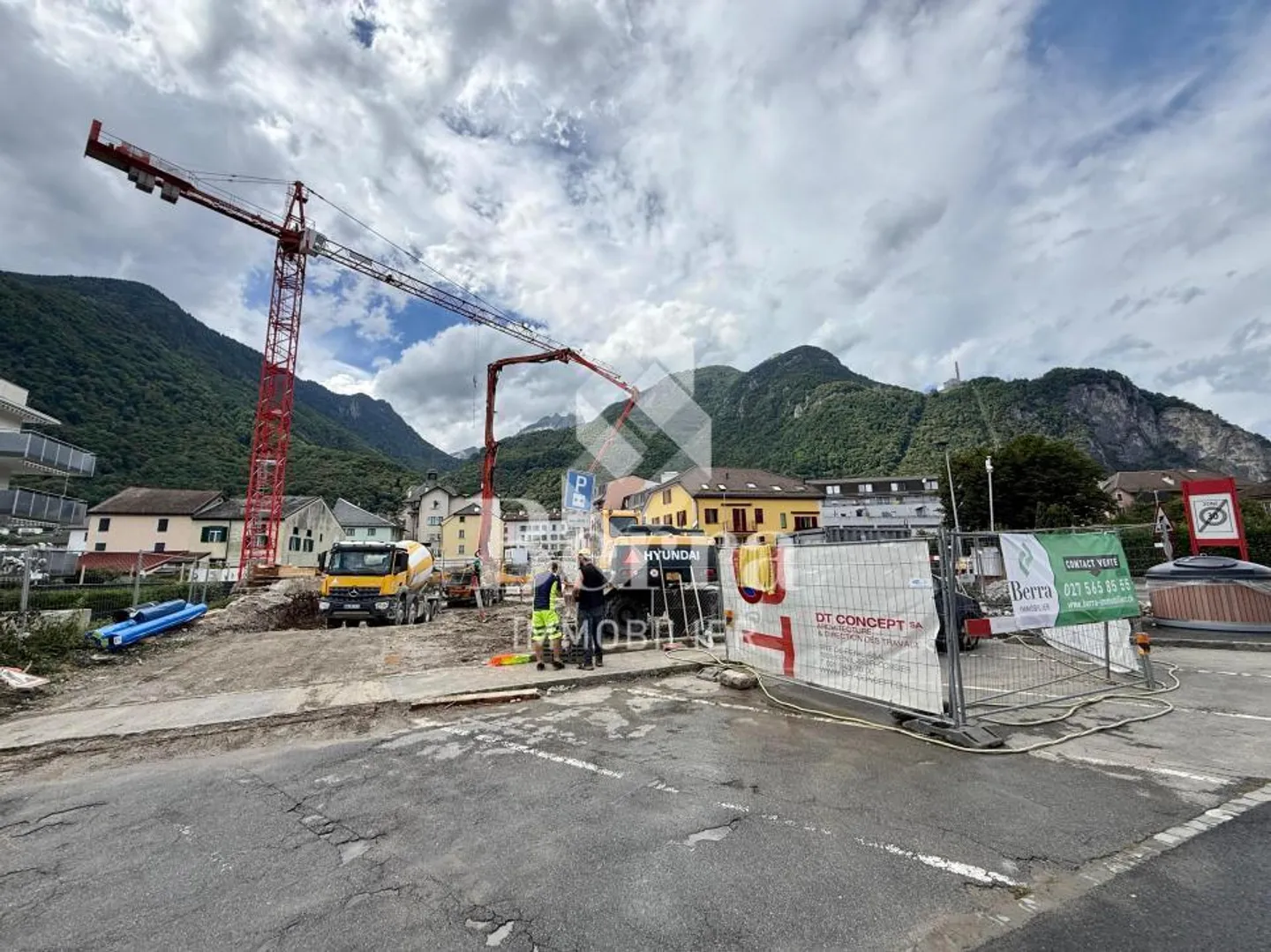 In the heart of the Chablais Valaisan - 1st floor - Photo 3 of 13