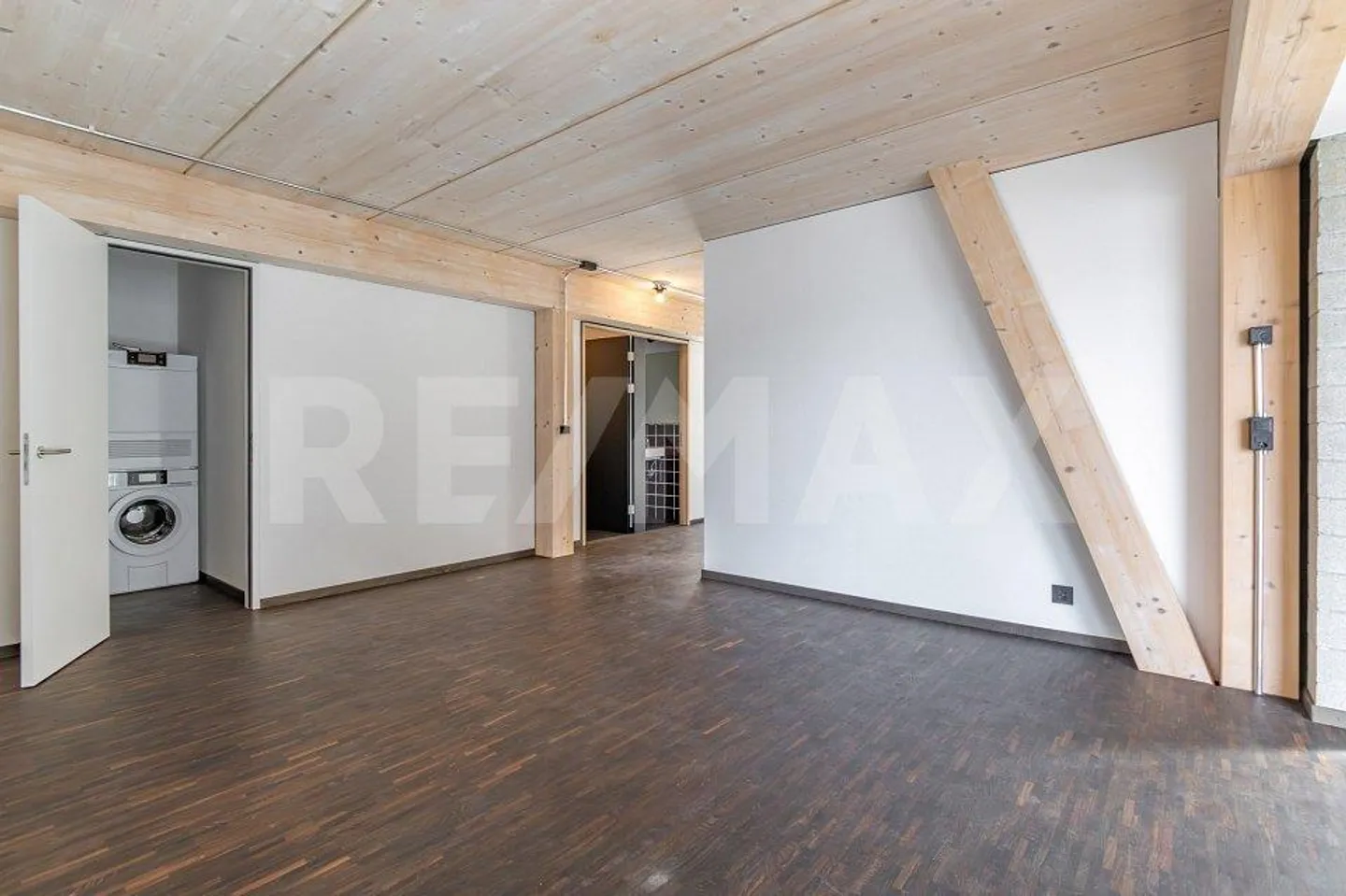 3.5 Room Apartment - Photo 5 of 13