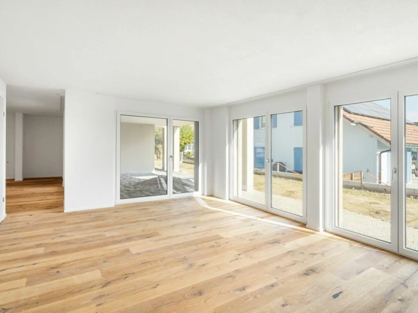 Helle 1½-Zimmer-Einliegerwohnung mit viel Privatsphäre - Photo 2 of 4