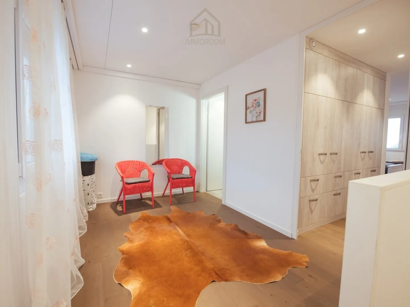 Modern 2½-room terraced house in Minergie standard with solar facade - Photo 4 of 13