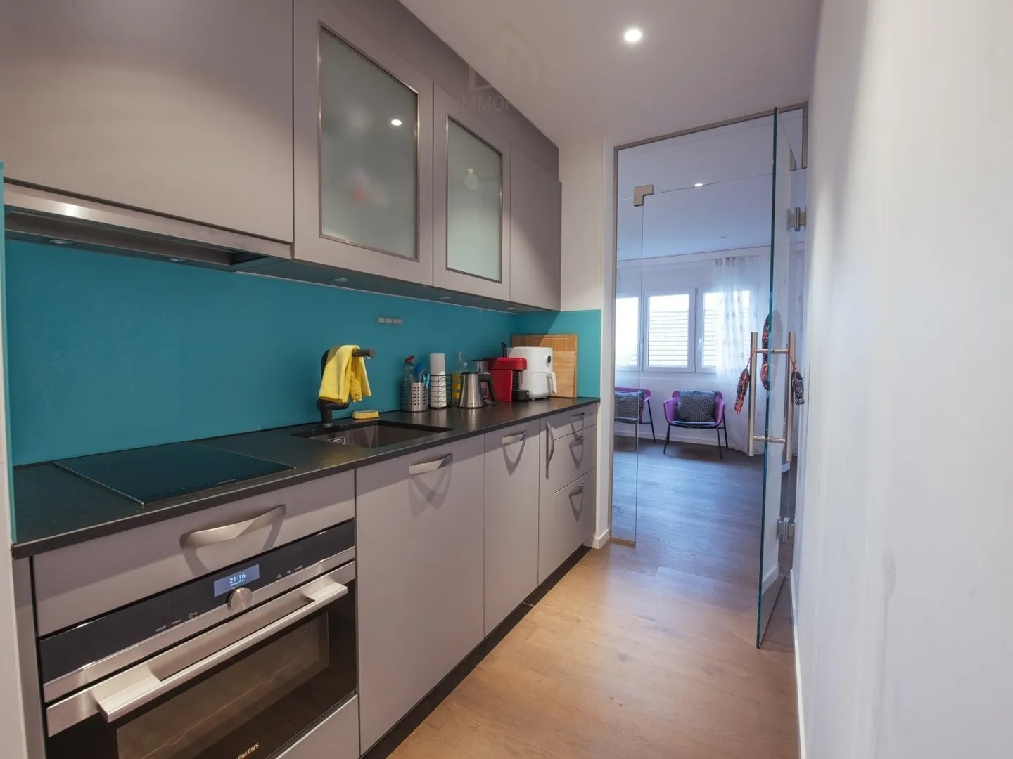 Modern 2½-room terraced house in Minergie standard with solar facade - Photo 5 of 13