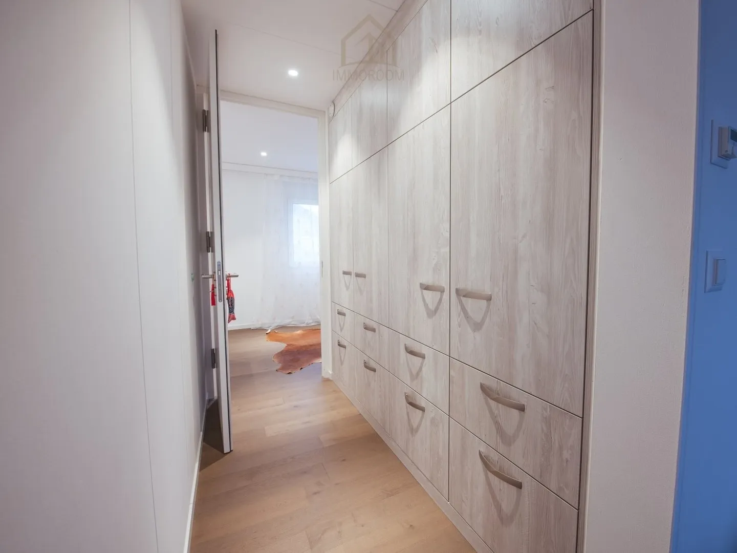 Modern 2½-room terraced house in Minergie standard with solar facade - Photo 10 of 13