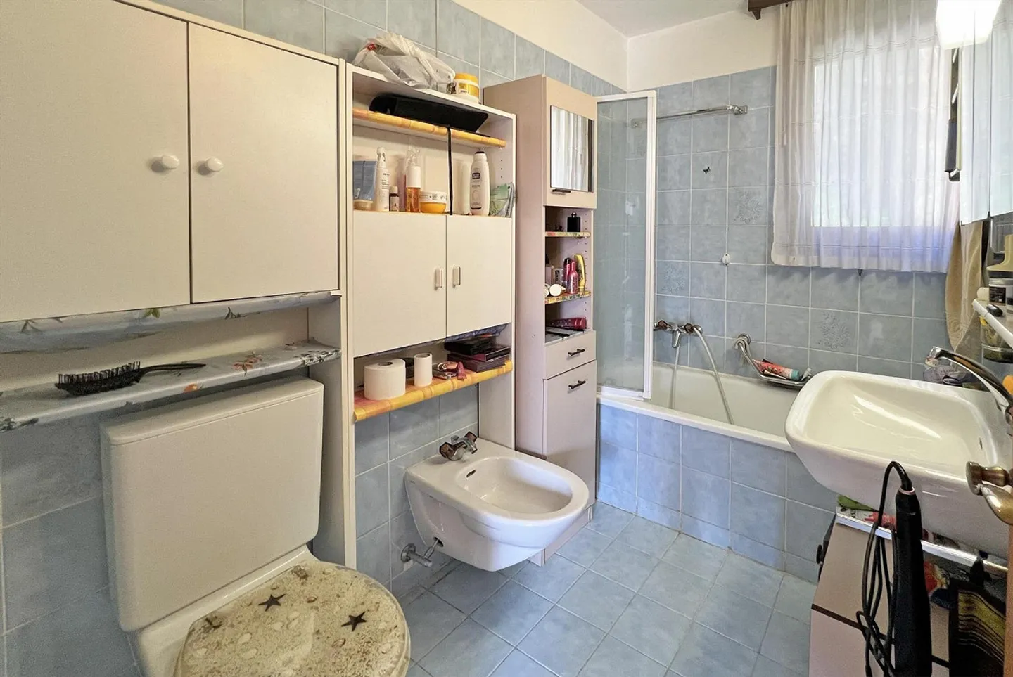 À LOUER : MAISON CHARMANTE DE 4.5 PIÈCES AVEC PATIO À CADRO - Photo 7 sur 9