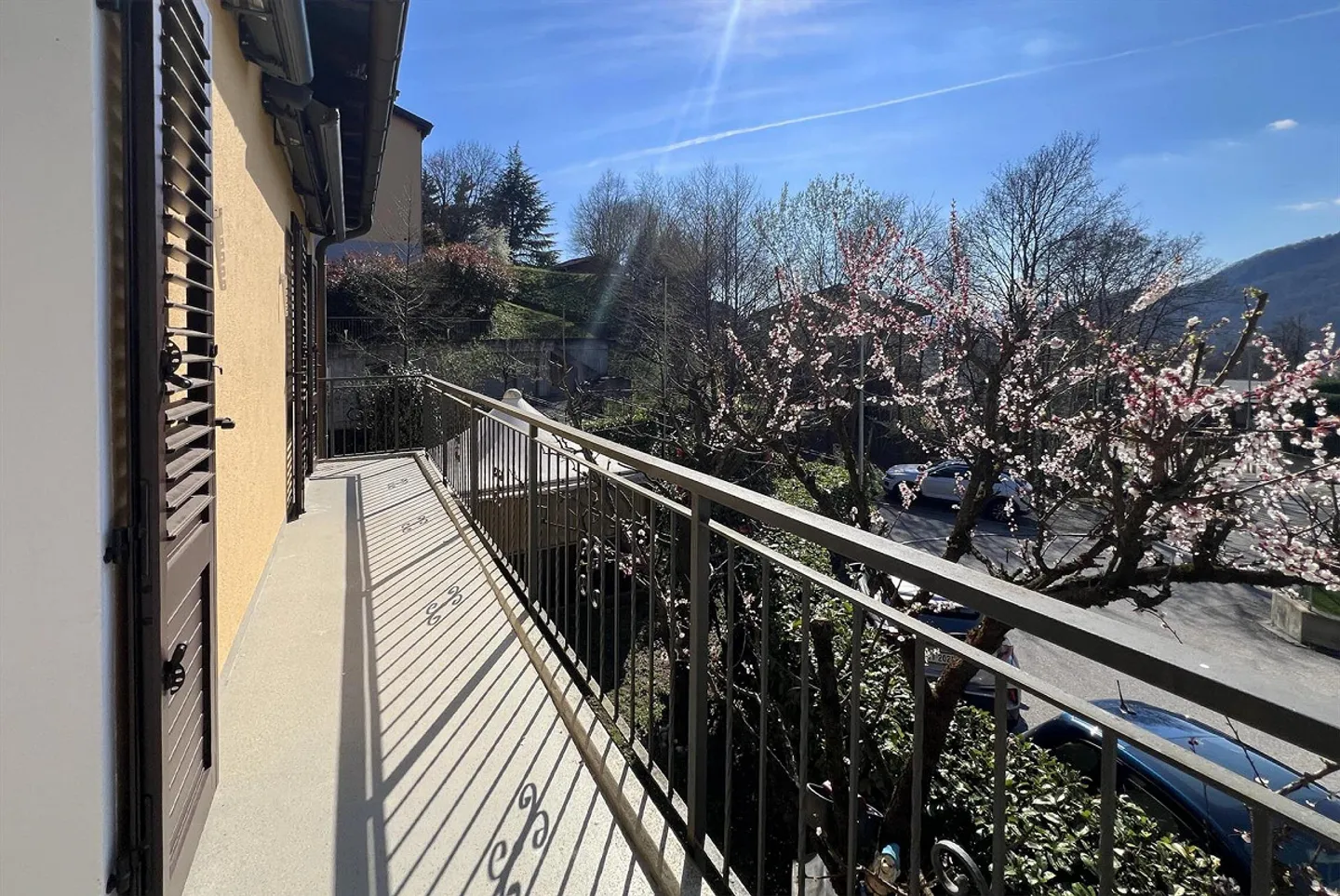 À LOUER : MAISON CHARMANTE DE 4.5 PIÈCES AVEC PATIO À CADRO - Photo 9 sur 9