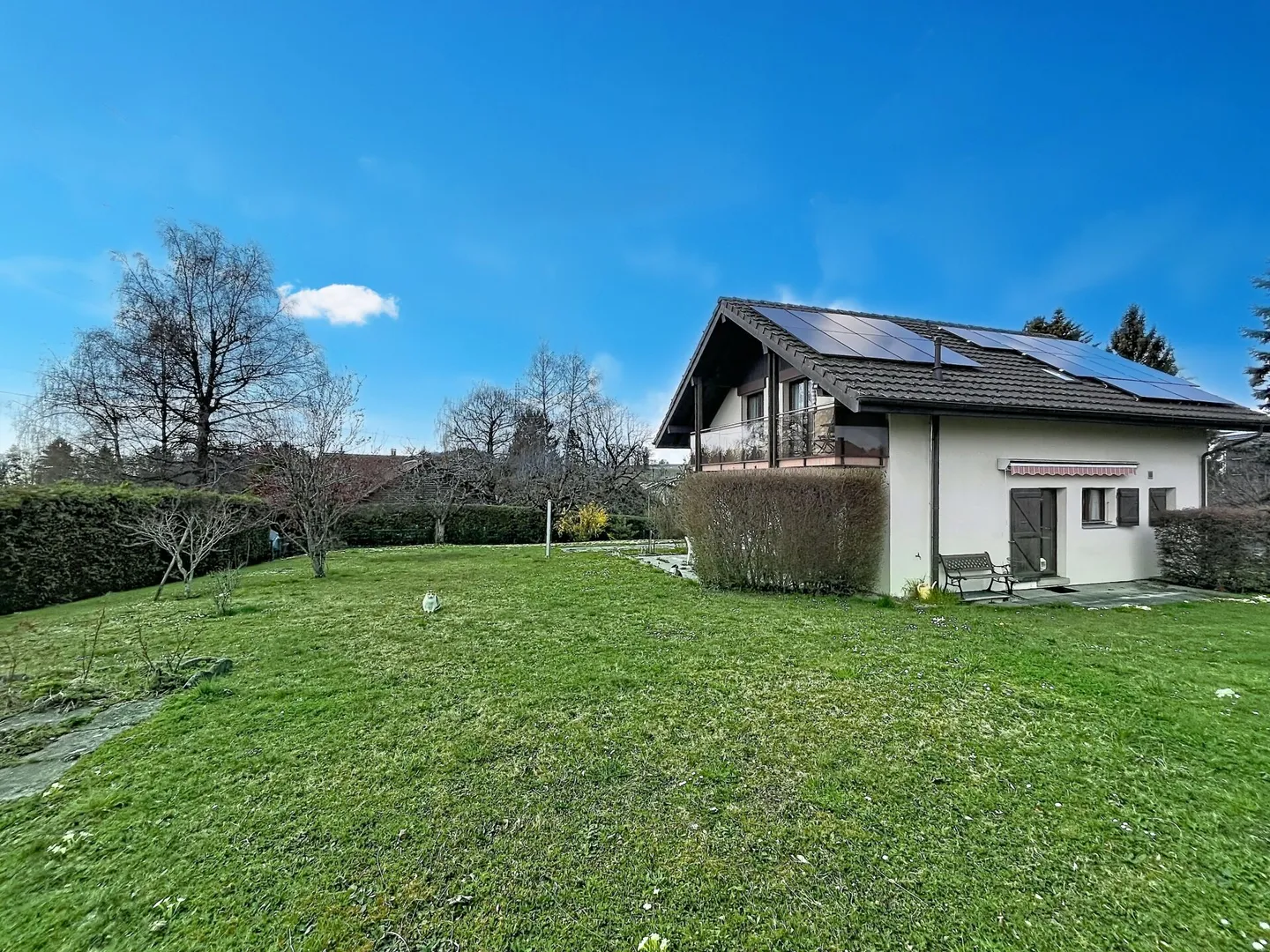 SAVIGNY: Hübsche Einfamilienvilla, sehr gut gelegen. Eine Exklusivität von Immo-Consulting SA. - Foto 1 von 8