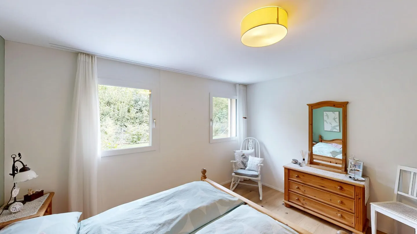 Comme neuf & polyvalent : Appartement en copropriété avec balcon et 2 espaces de sièges - Photo 12 sur 35