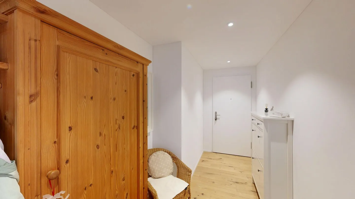 Comme neuf & polyvalent : Appartement en copropriété avec balcon et 2 espaces de sièges - Photo 13 sur 35