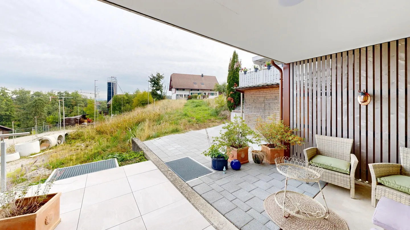 Comme neuf & polyvalent : Appartement en copropriété avec balcon et 2 espaces de sièges - Photo 18 sur 35