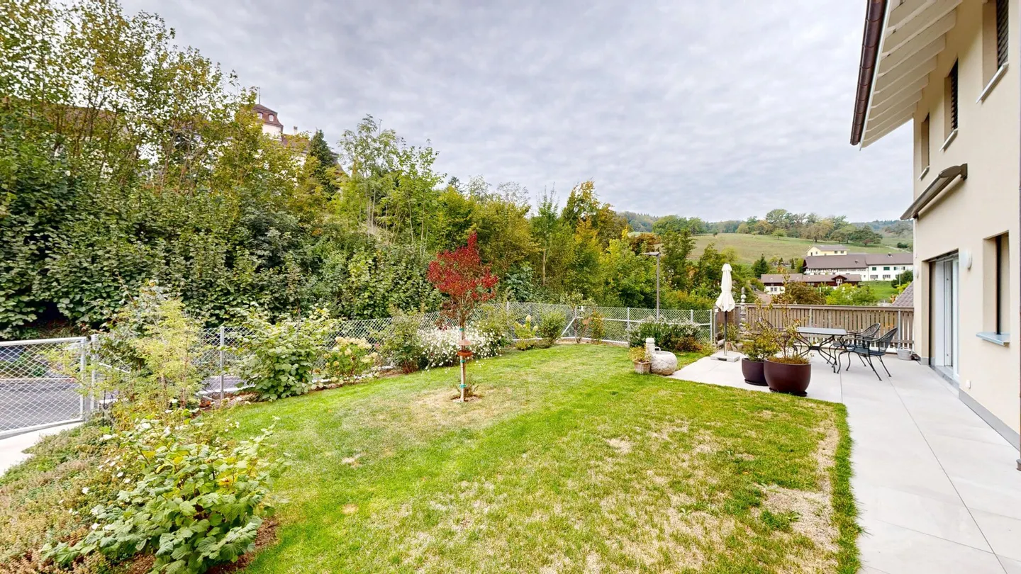 Comme neuf & polyvalent : Appartement en copropriété avec balcon et 2 espaces de sièges - Photo 21 sur 35