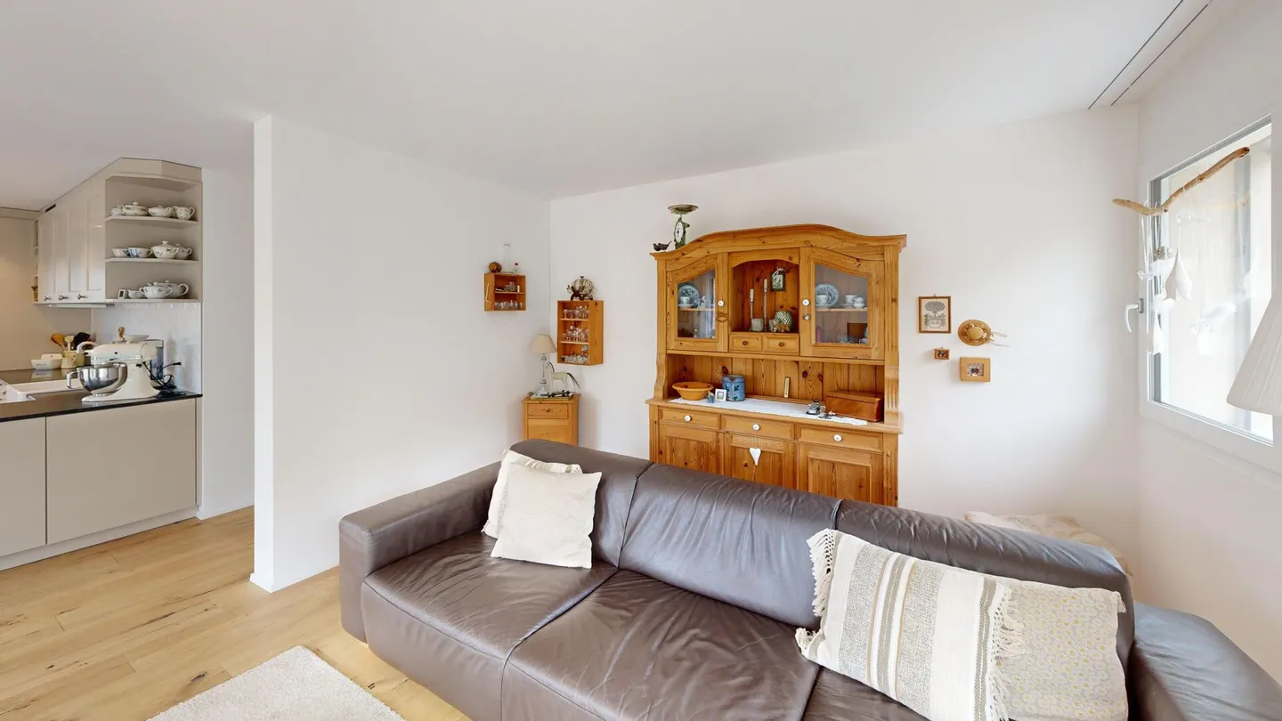 Comme neuf & polyvalent : Appartement en copropriété avec balcon et 2 espaces de sièges - Photo 7 sur 35