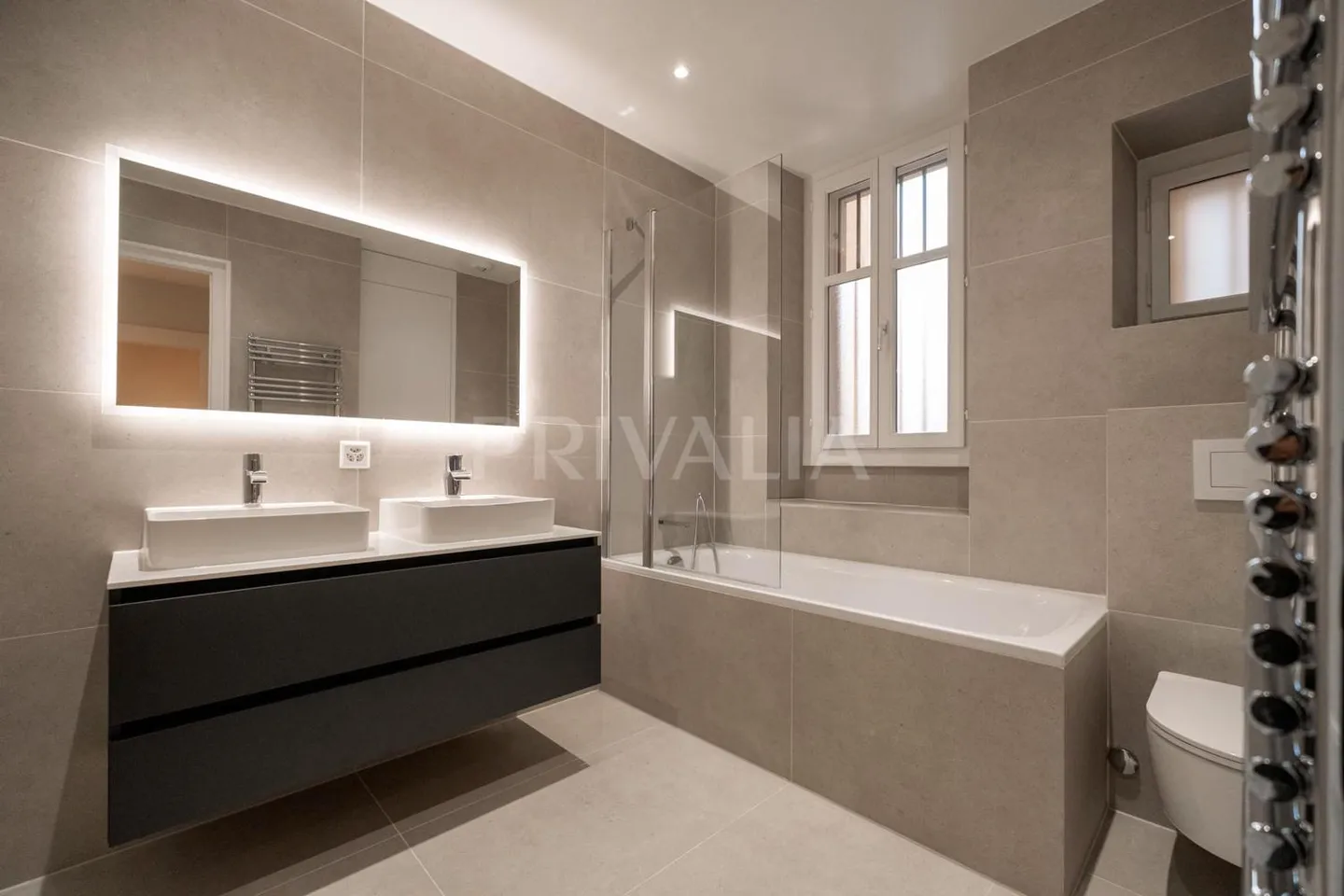 Beautiful apartment a few steps from Parc Bertrand - Photo 4 of 7