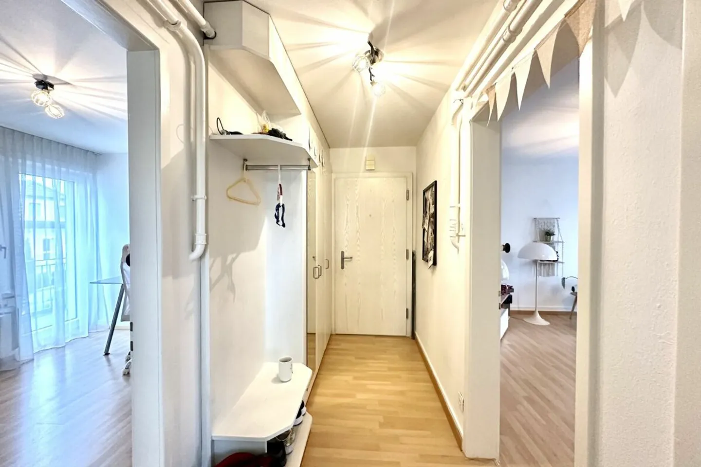 Charming 3 Room Apartment - Photo 3 of 18