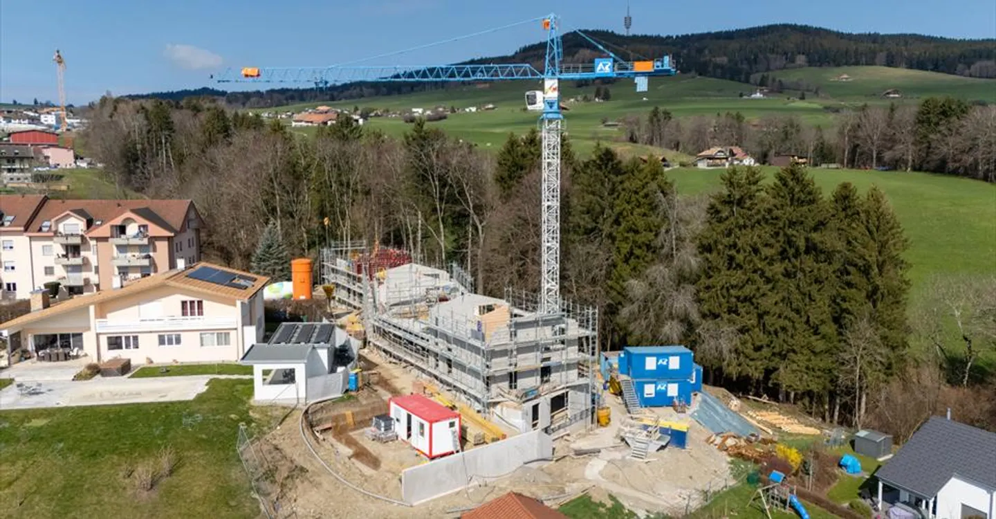 Spazioso triplex di 5.5 stanze a Sorens - Foto 8 di 11