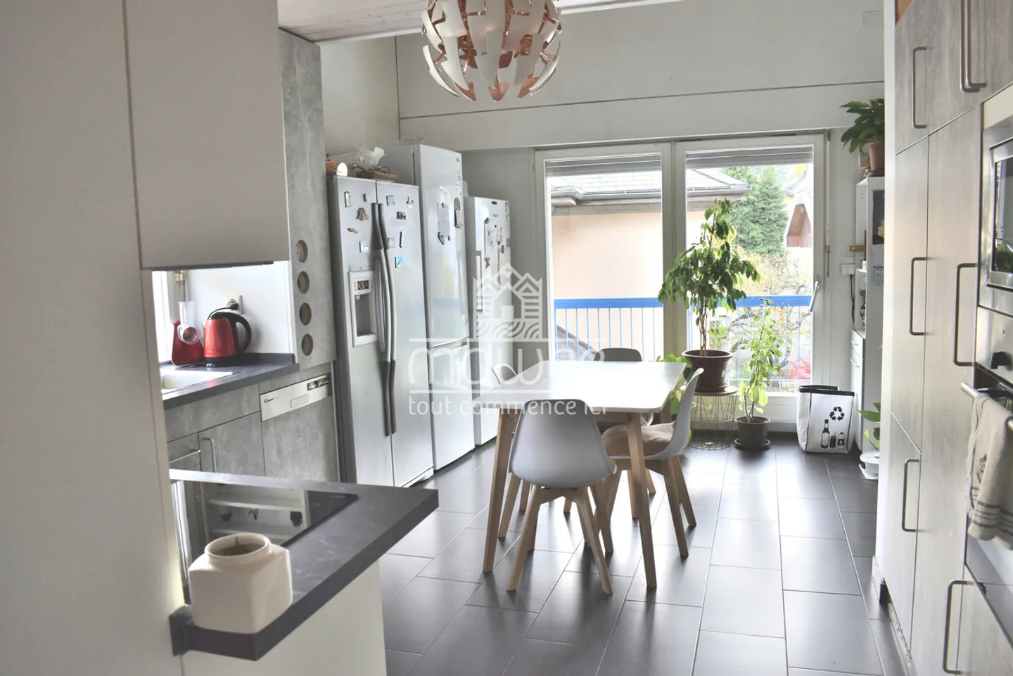 Charmant appartement de 4.5 pièces idéalement situé - Photo 4 sur 9