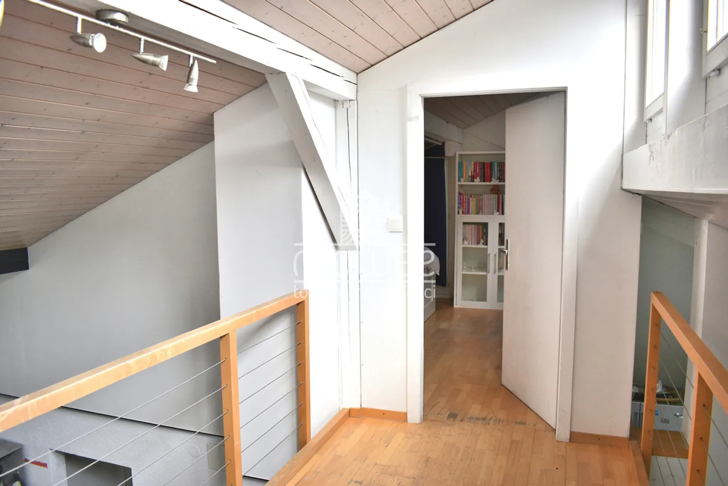 Charmant appartement de 4.5 pièces idéalement situé - Photo 7 sur 9