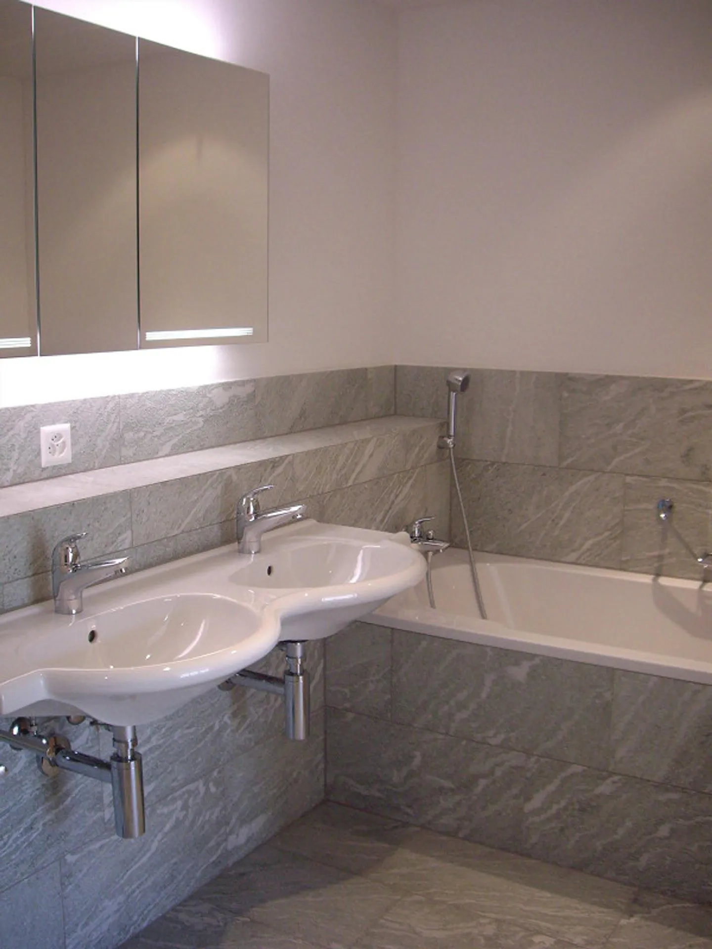 3.5 Zimmerwohnung - Foto 2 von 6