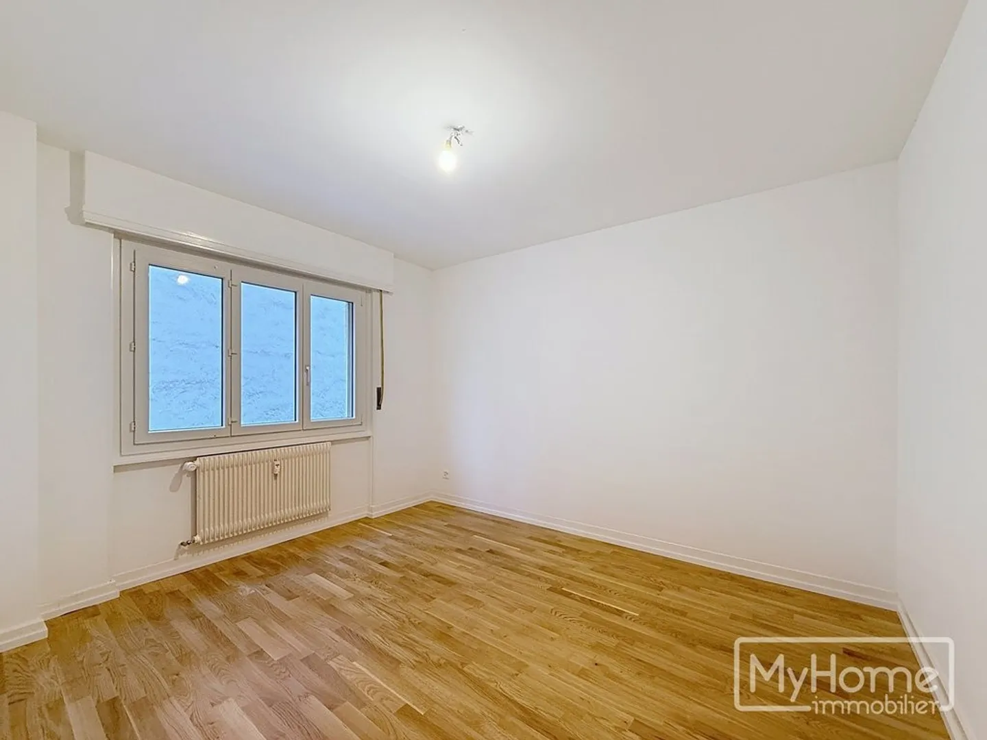 Einzigartige Gelegenheit! Wunderschöne 3-Zimmer-Wohnung komplett renoviert! - Foto 4 von 7