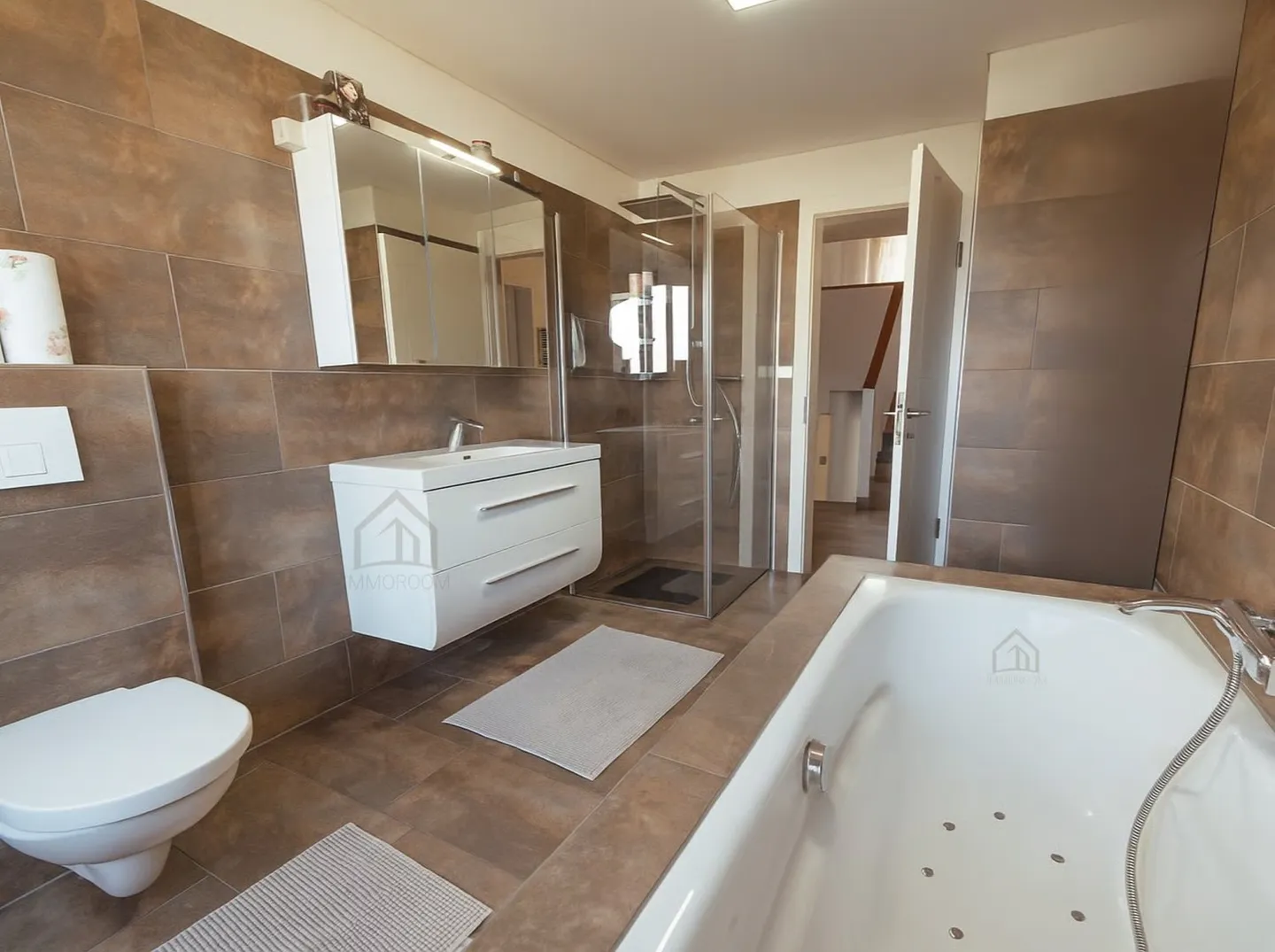 Traumhaftes Einfamilienhaus mit Pool - Foto 12 von 21