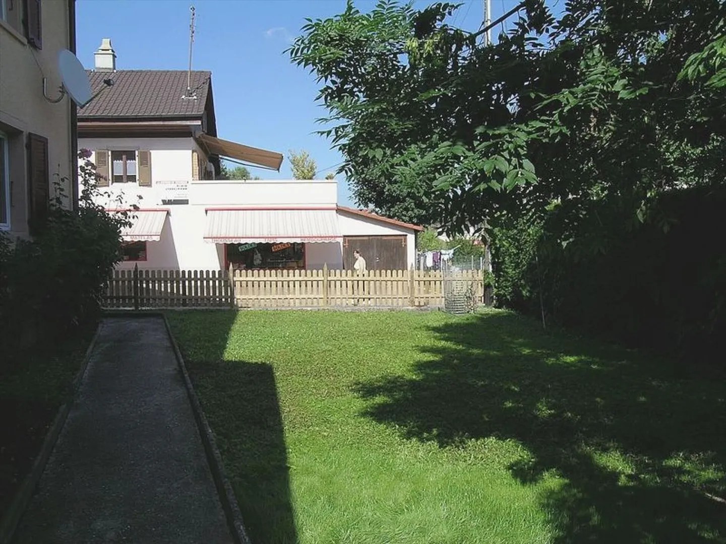 Bassecourt, belle appartement de 2,5 pièces récemment rénové au 2ème étage - Photo 6 sur 7