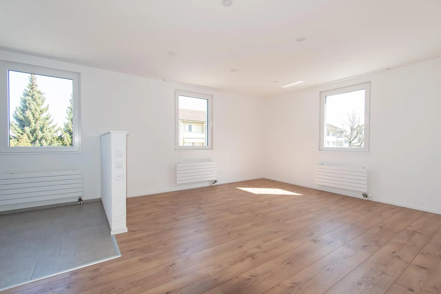 Helle 3.5 Zimmer-Wohnung mit Balkon - Foto 1 von 13