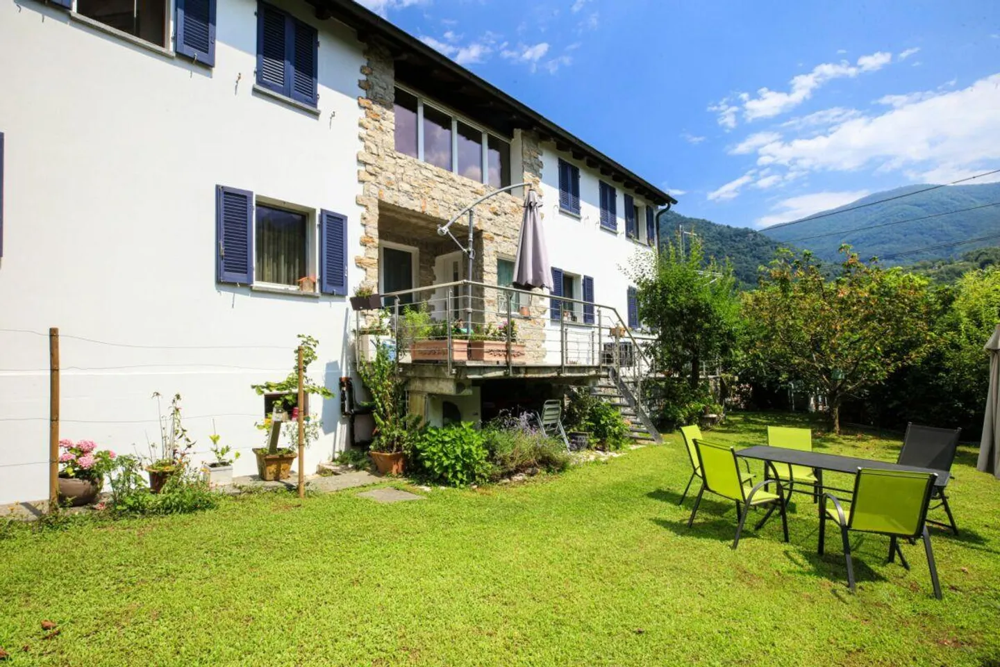 CORCAPOLO - Stylish alpine retreat in the heart of Centovalli - Photo 1 of 19
