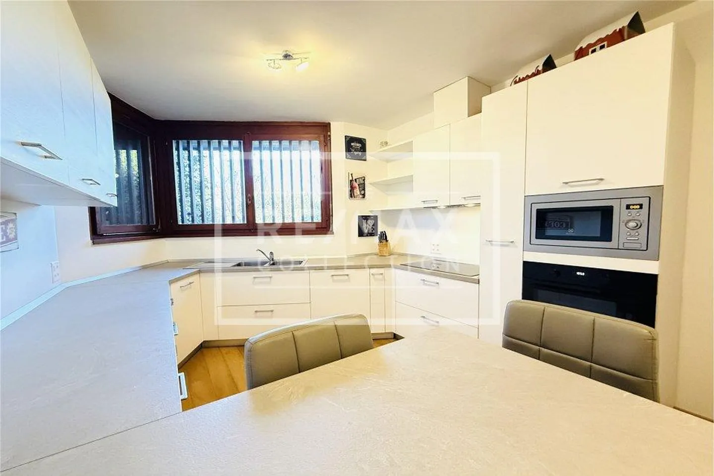 Villa 7,5 stanze - Foto 6 di 13