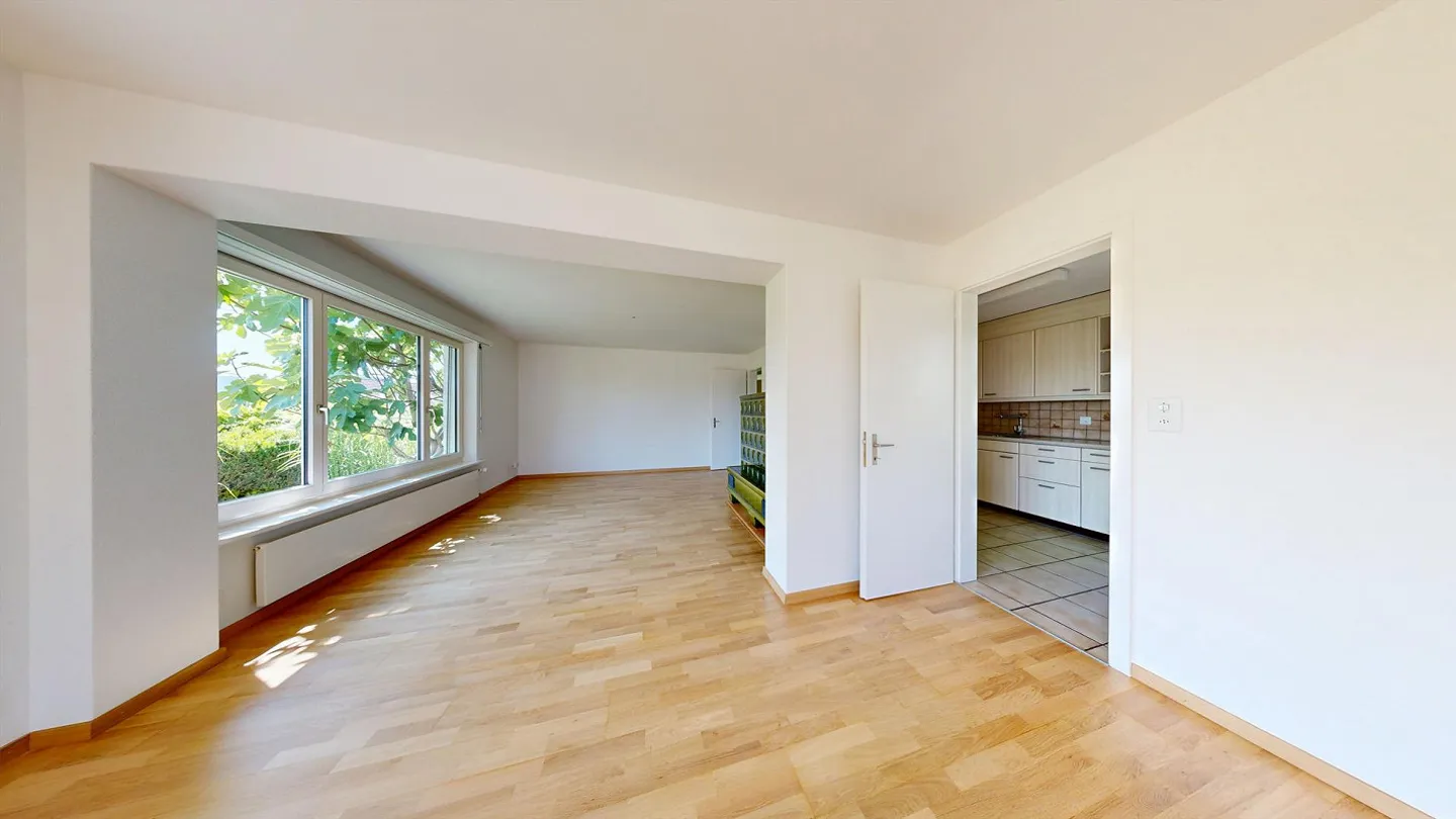 Familienfreundliches 5.5-Zimmer Einfamilienhaus an ruhiger Lage in ... - Foto 2 von 13