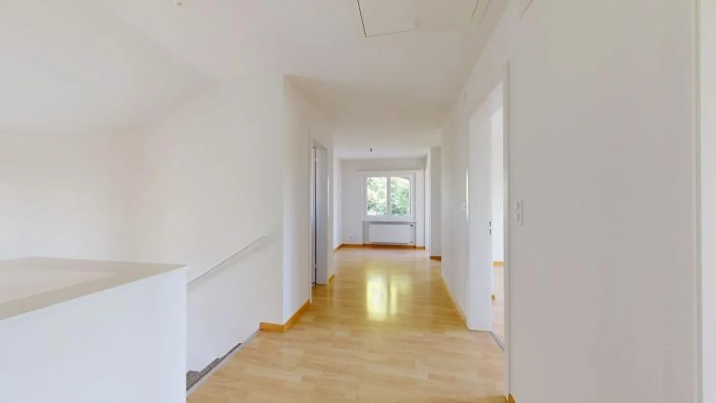 Familienfreundliches 5.5-Zimmer Einfamilienhaus an ruhiger Lage in ... - Foto 6 von 13