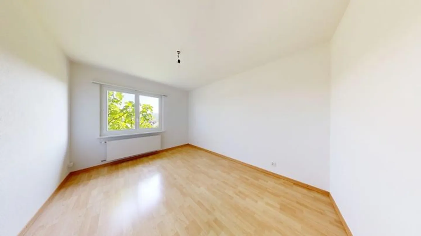 Familienfreundliches 5.5-Zimmer Einfamilienhaus an ruhiger Lage in ... - Foto 7 von 13