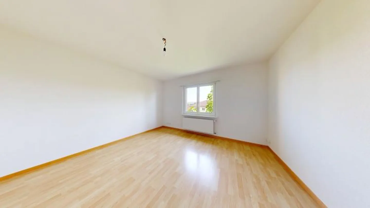 Familienfreundliches 5.5-Zimmer Einfamilienhaus an ruhiger Lage in ... - Foto 8 von 13