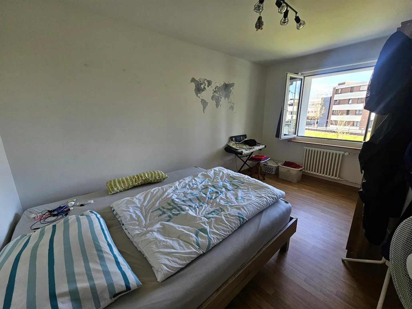 Apartment looking for a single! - Photo 5 of 9