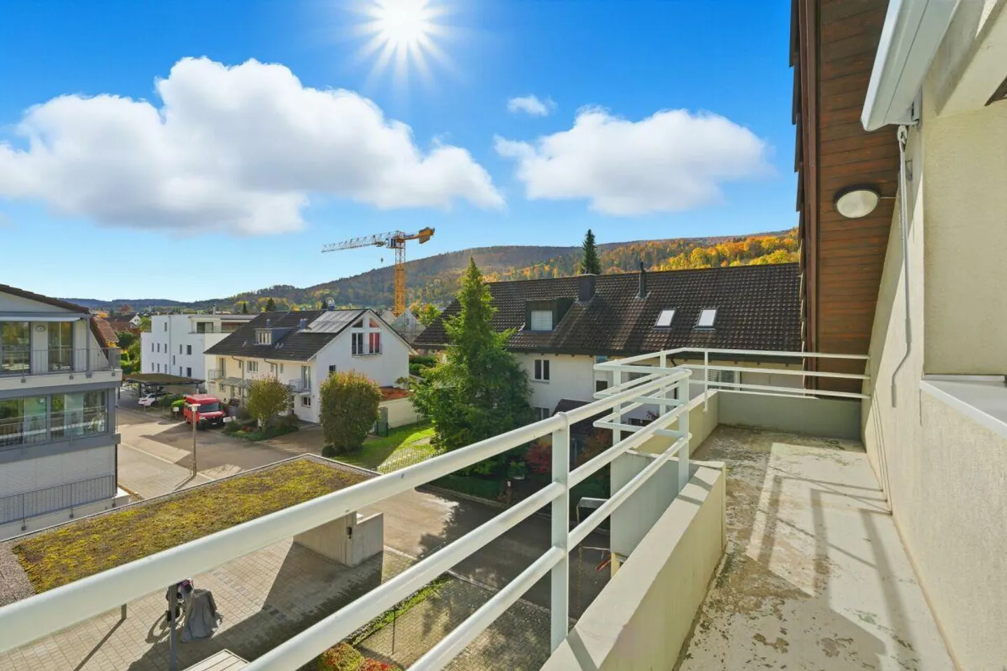 Helle 2.5 Z' Dachwohnung mit Garage und Balkon - Photo 8 of 11