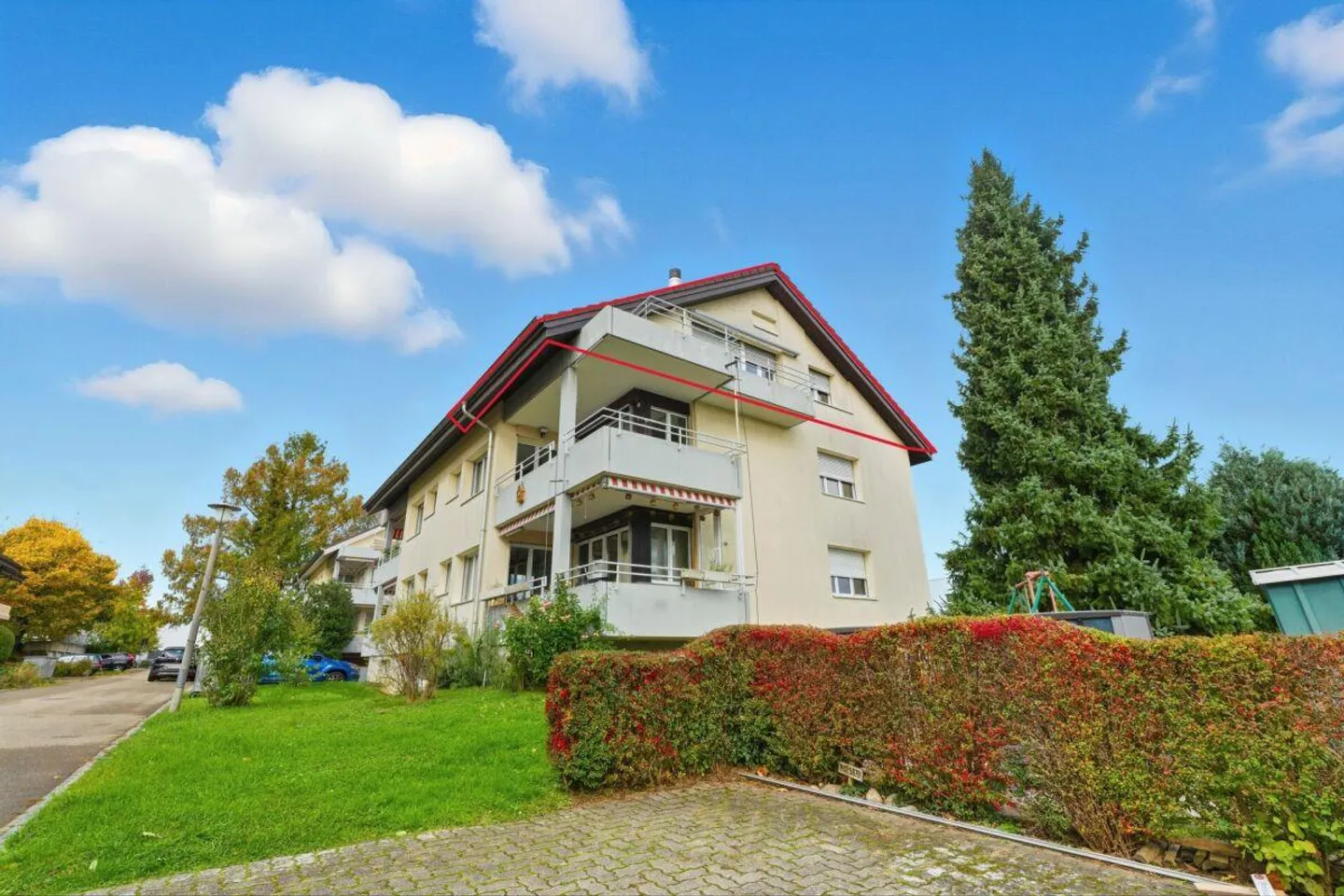 Helle 2.5 Z' Dachwohnung mit Garage und Balkon - Photo 9 of 11