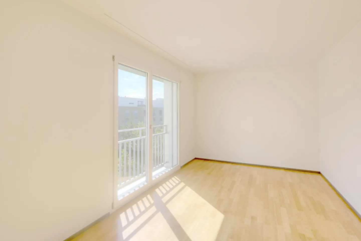 Walks in the Green - Rent without Deposit - Photo 5 of 7