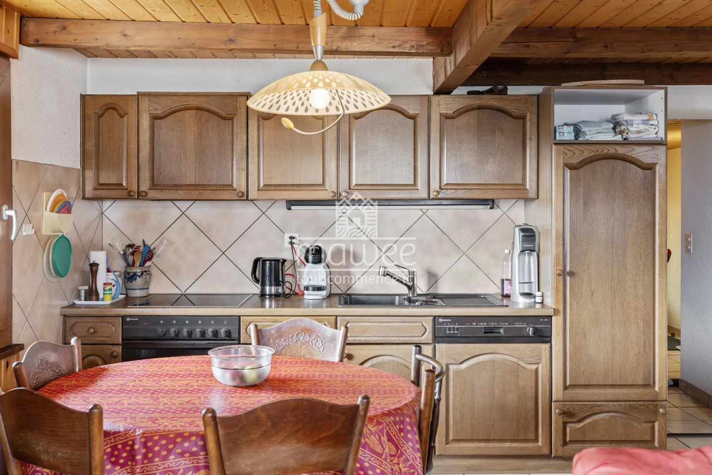 Chalet con estensione e grande potenziale a Granois - Foto 3 di 13