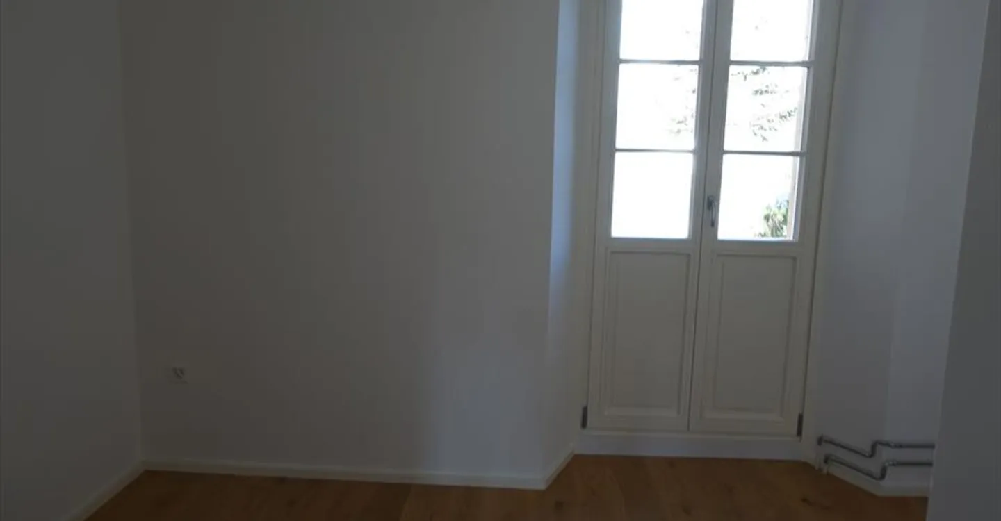 Tramelan - Fully renovated 3.5 room apartment (1st month free) - Photo 5 of 7