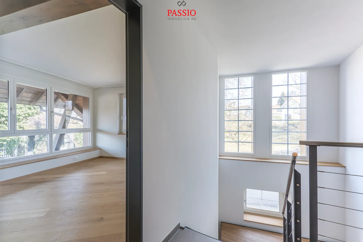 Vie exclusive sur 3 niveaux : Appartement luxueux de 7 pièces dans un emplacement privilégié - Photo 11 sur 21