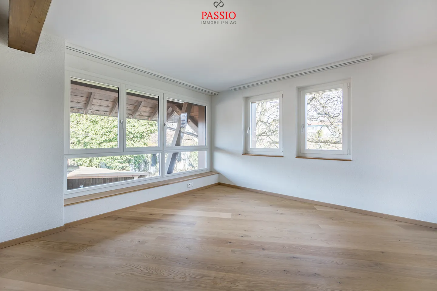 Vie exclusive sur 3 niveaux : Appartement luxueux de 7 pièces dans un emplacement privilégié - Photo 13 sur 21