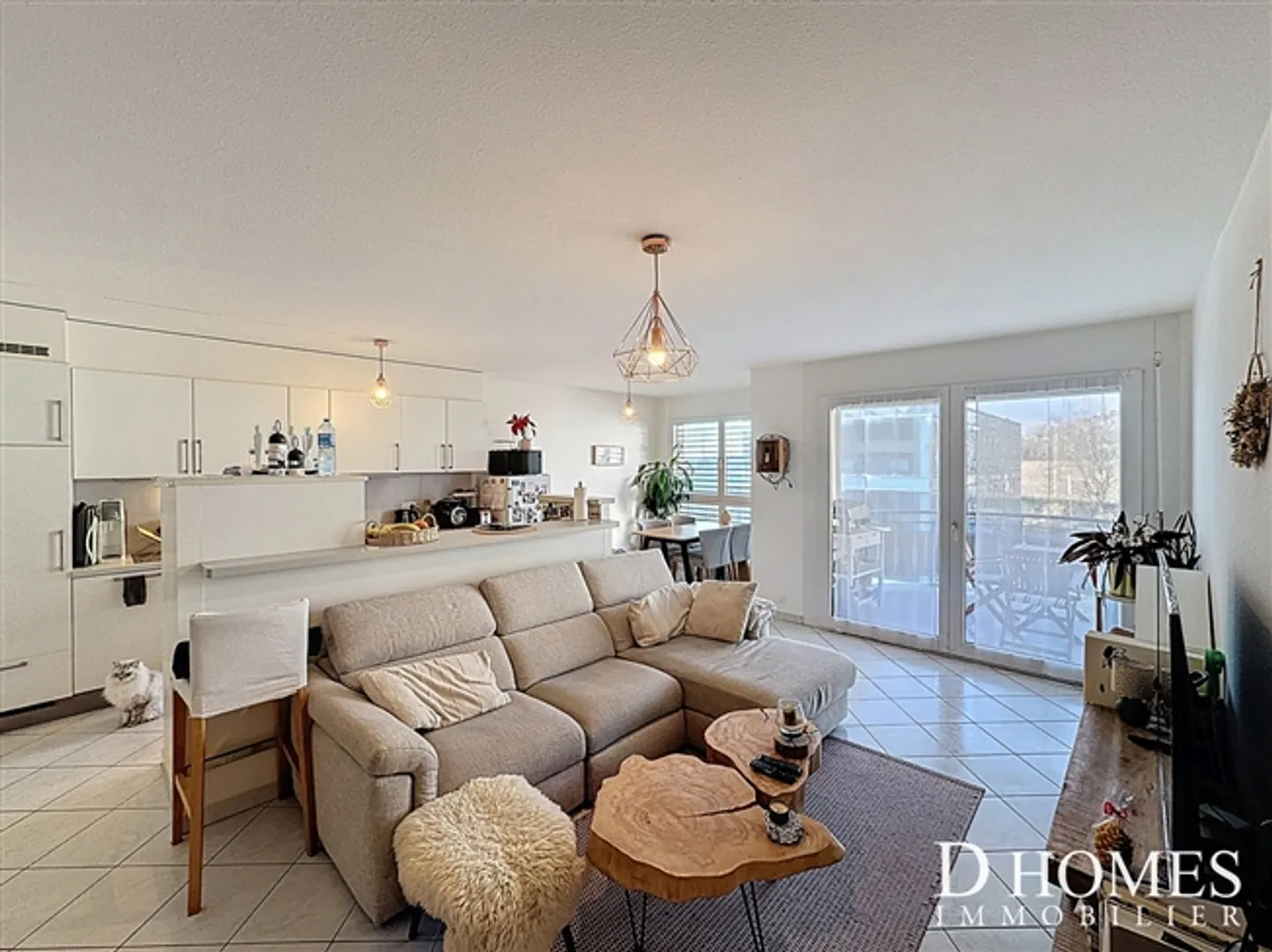 Charmante Wohnung mit Balkon - Foto 2 von 12