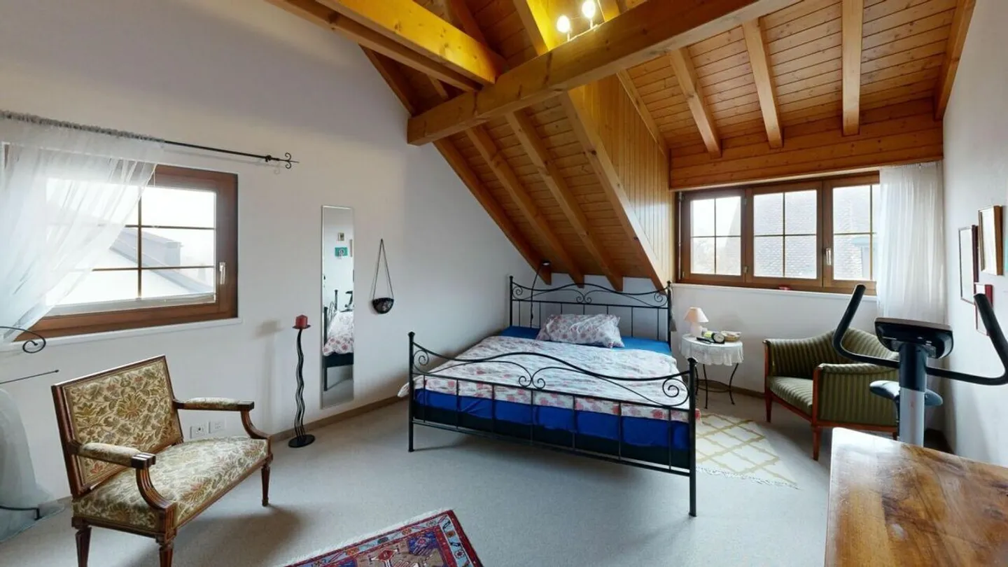 VILLA DOPPIA DI 5,5 STANZE IN STILE RUSTICO A JONEN - Foto 5 di 9