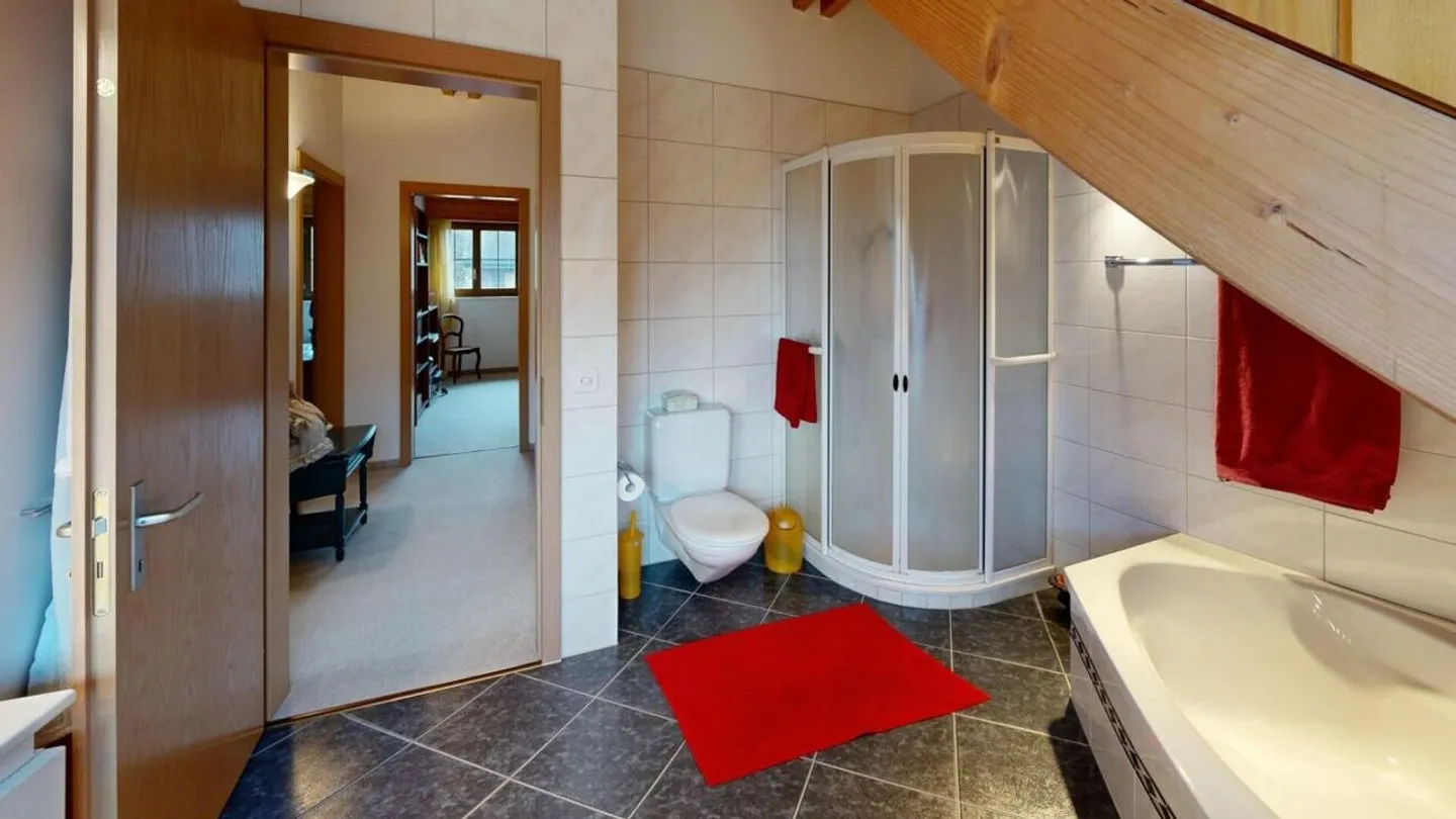 VILLA DOPPIA DI 5,5 STANZE IN STILE RUSTICO A JONEN - Foto 6 di 9