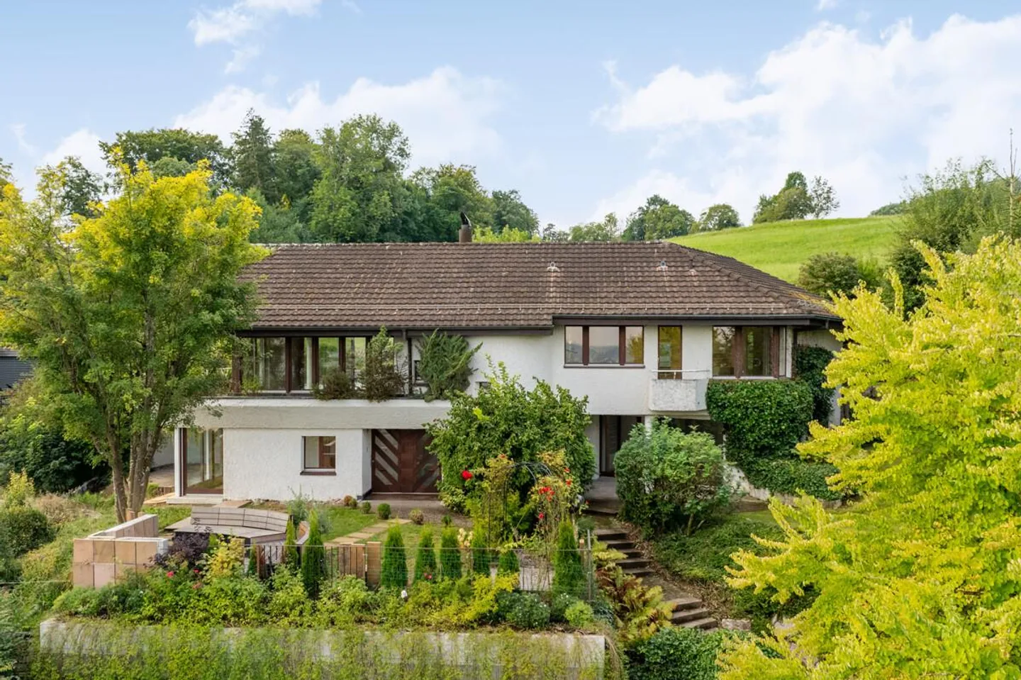 Maur: Haus mit Aussicht, Privatsphäre und flexiblem Raumkonzept - Foto 2 von 7