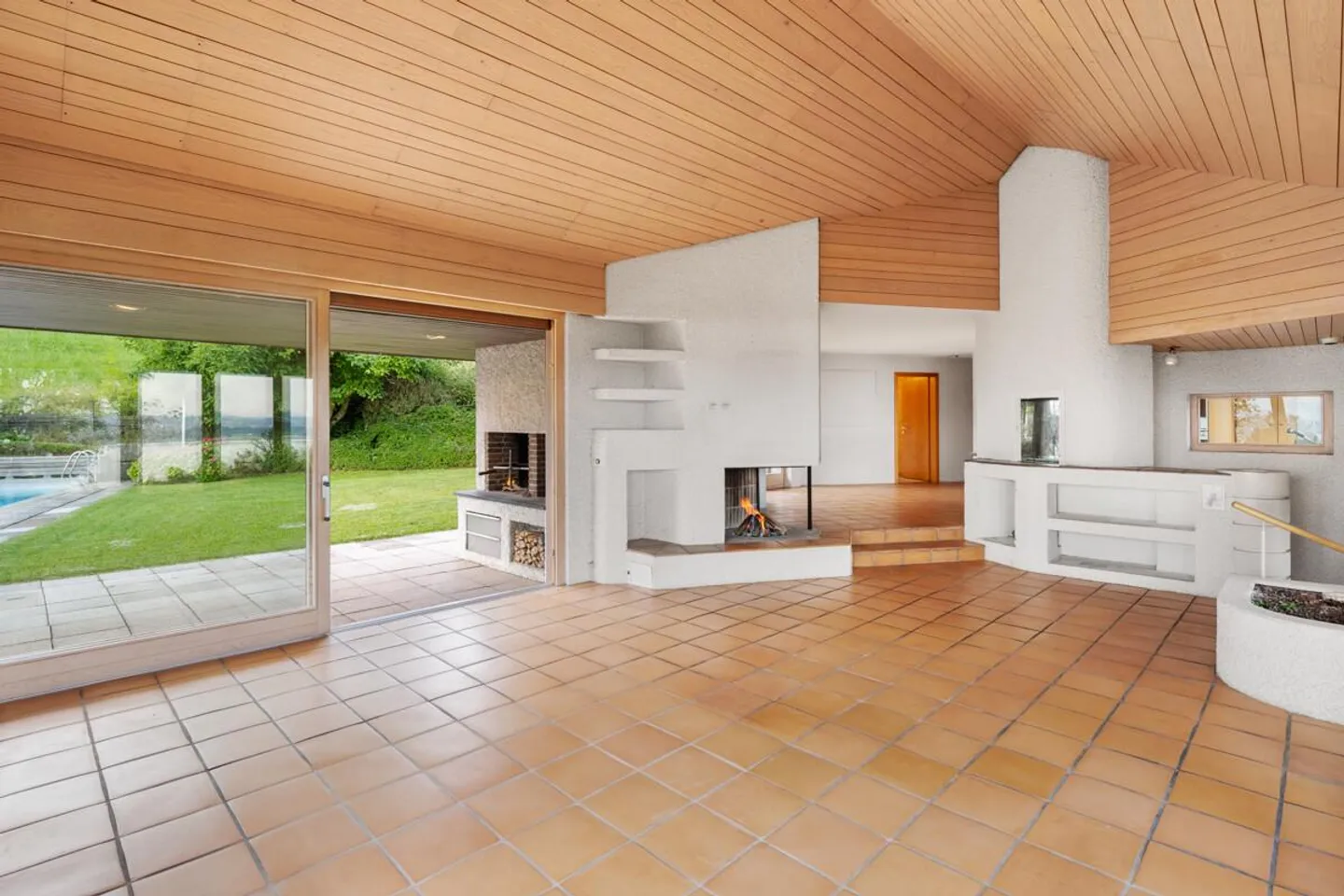 Maur: Haus mit Aussicht, Privatsphäre und flexiblem Raumkonzept - Foto 4 von 7